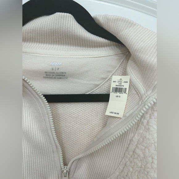 Aerie Pullover Ivory Fuzzy Fluffy Soft Warm Quarter Zip Sweater w/ Pockets sz S - Picture 3 of 4